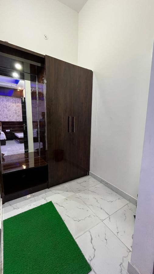 Mangalam Grand Hotell Lucknow Eksteriør bilde