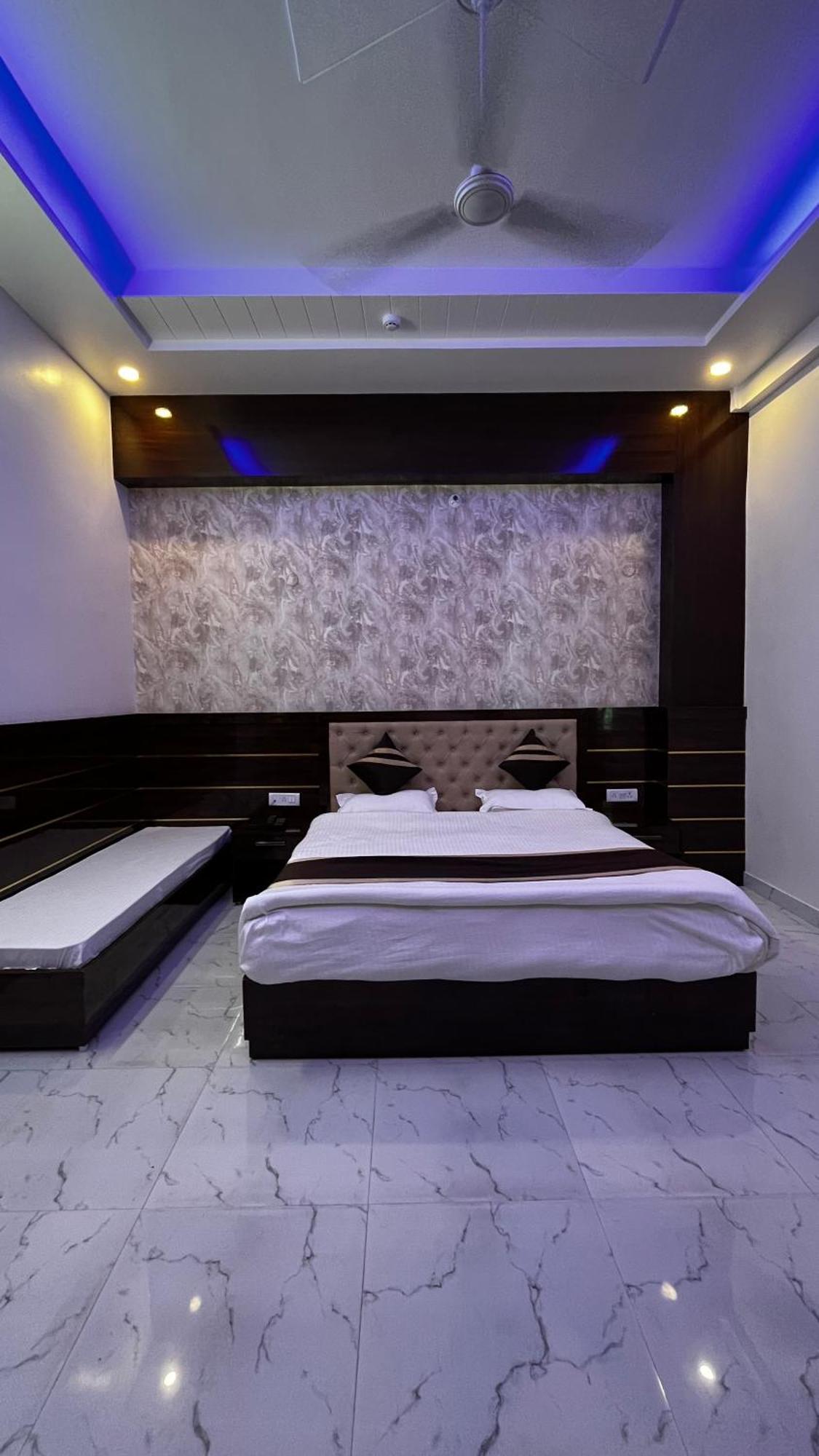 Mangalam Grand Hotell Lucknow Eksteriør bilde