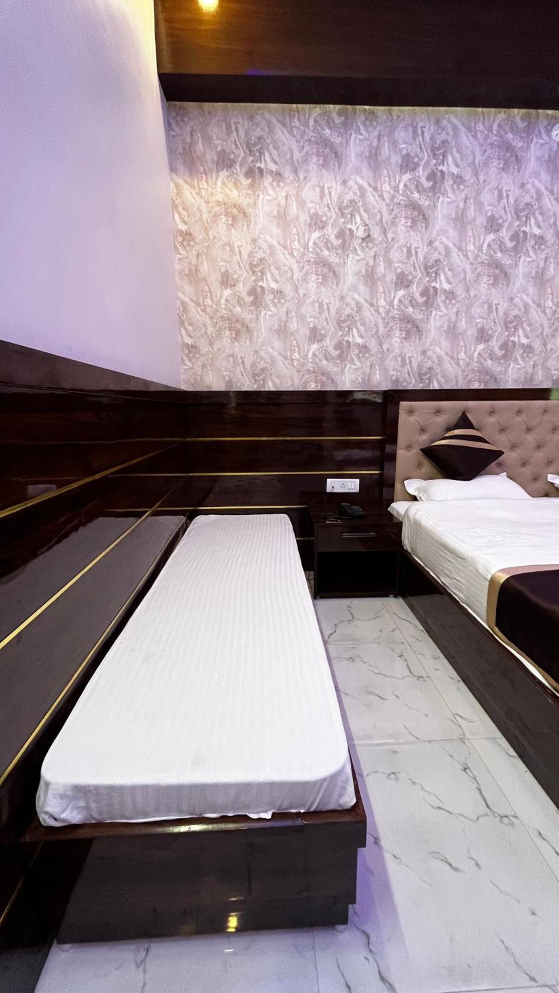 Mangalam Grand Hotell Lucknow Eksteriør bilde