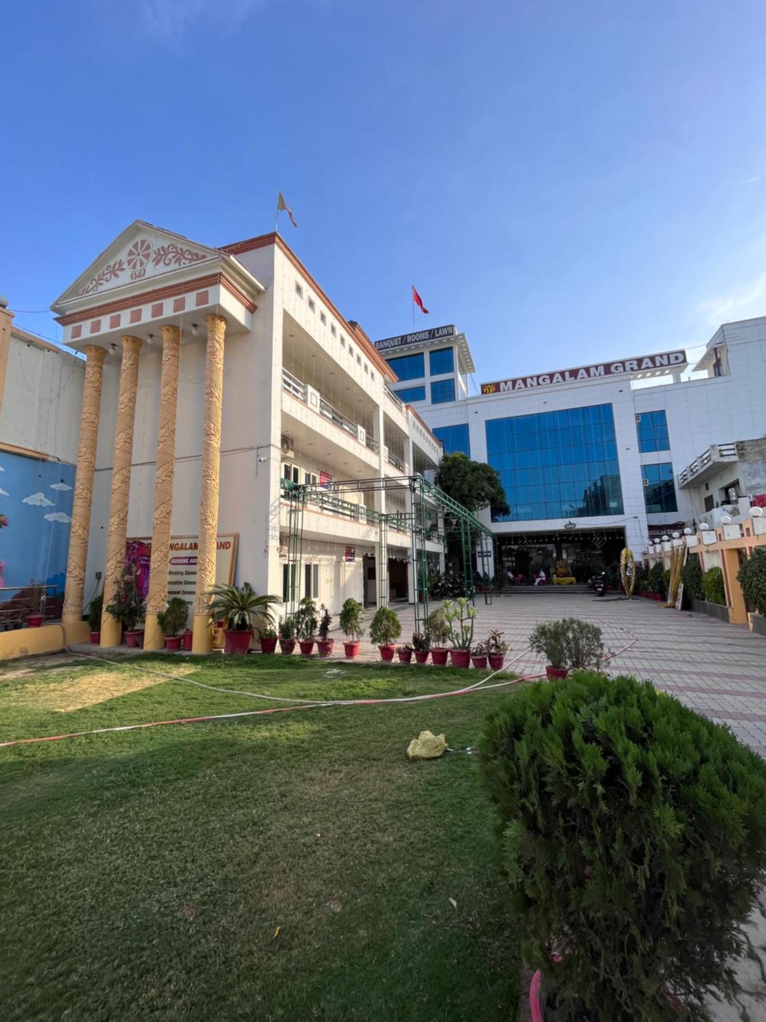Mangalam Grand Hotell Lucknow Eksteriør bilde